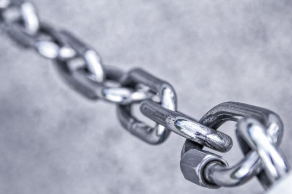 This is an image of chain links symbolising URL links in SEO